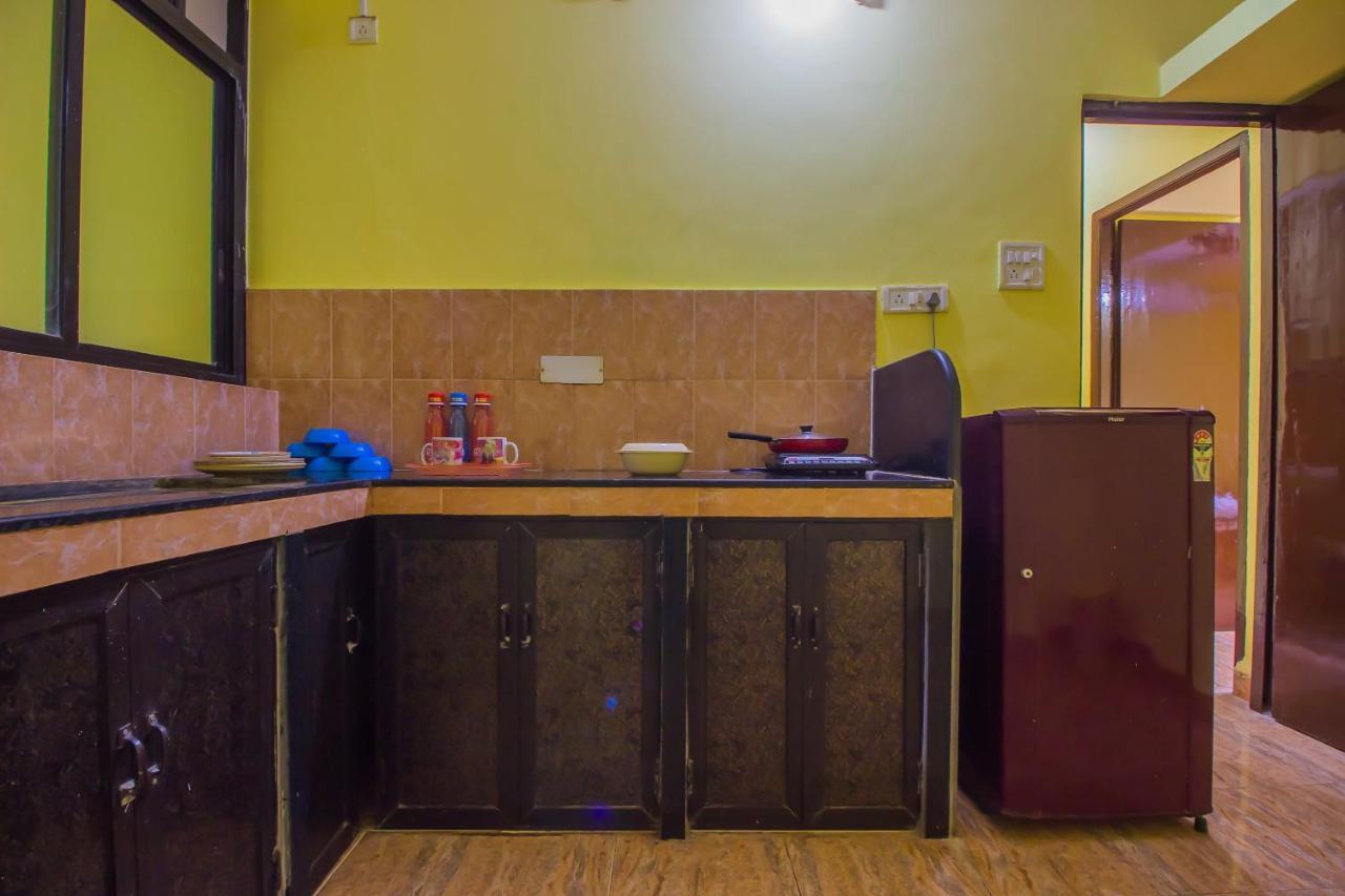 Hotel Oyo 18628 Field View 2bhk