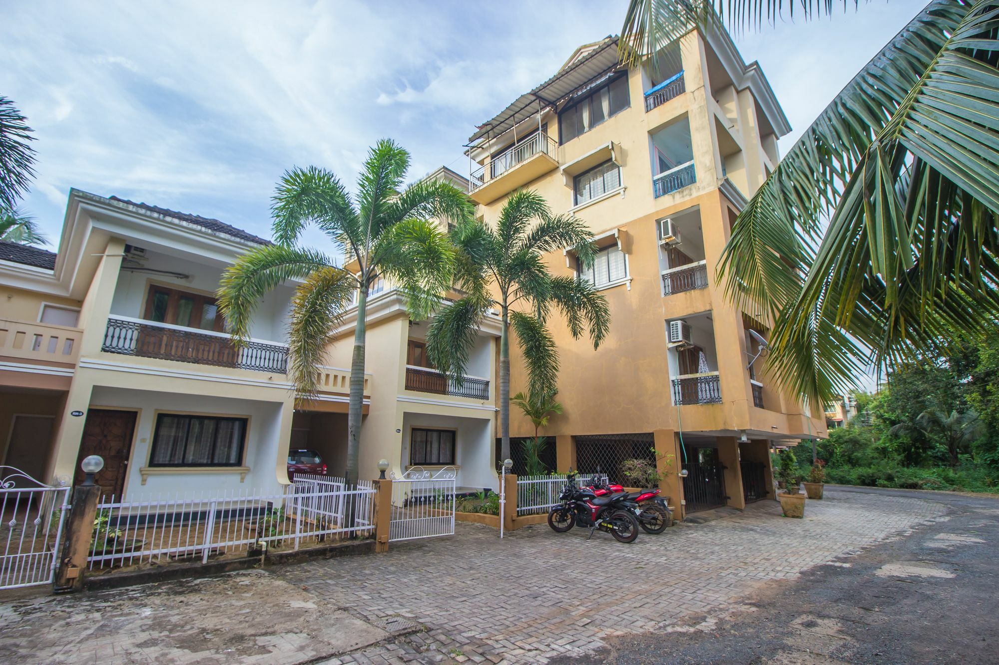 Oyo 18628 Field View 2bhk Benaulim